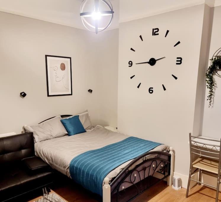 Stylish Apartment, Self Check-In, Ideal 4 Contractors, 25Mins To Gatwick Airport Thornton Heath Buitenkant foto